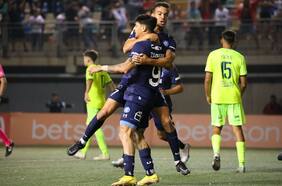 Los penales disimulan el papelón: la UC sigue apenas en la Copa Chile