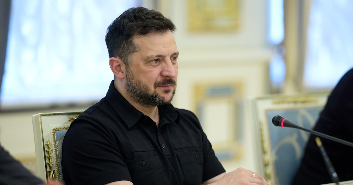 Tras reciente viaje a Estados Unidos: Zelenski destituye a la embajadora de Ucrania en Washington - La Tercera