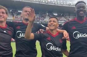 Otra genialidad de Alexis: Sevilla logra una victoria heroica en su visita al Rayo con Sánchez y Suazo como figuras