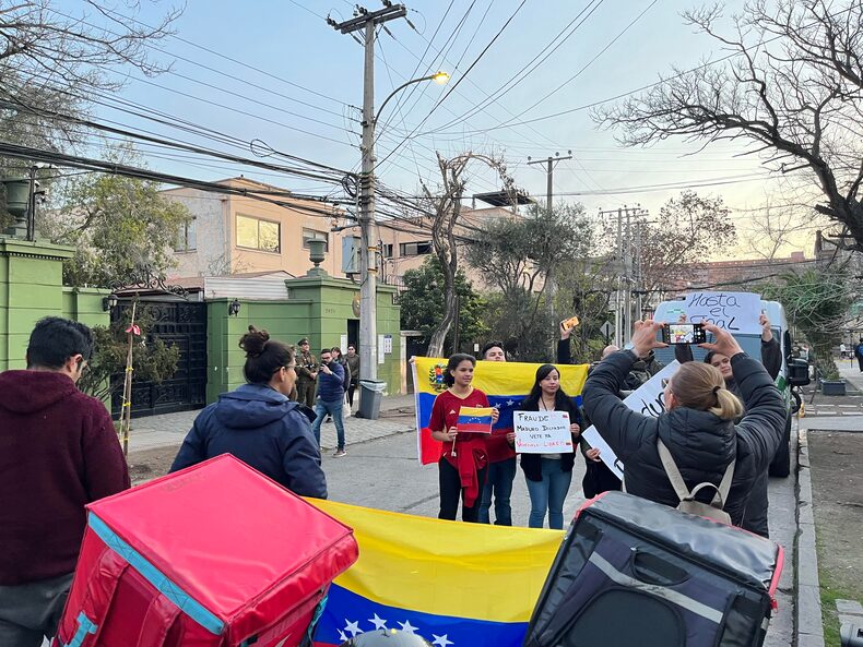 Manifestación embajada de Venezuela