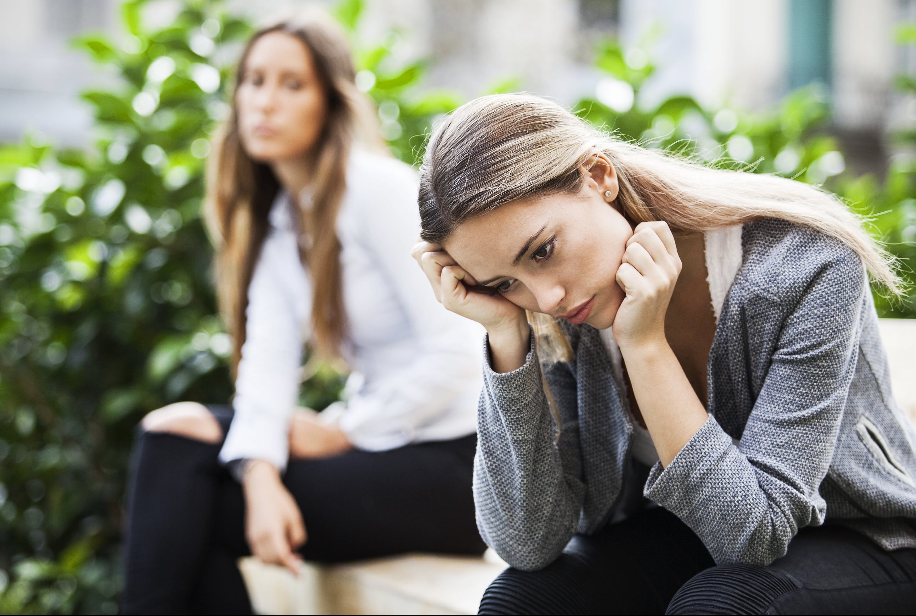 6 señales de alerta de que tienes una amistad tóxica y qué hacer al respecto, según una especialista