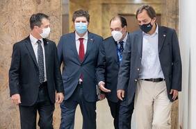 La banca ya puede empezar a dar créditos Fogape 2.0 a las pymes: hoy se adjudicaron las primeras líneas con garantía estatal