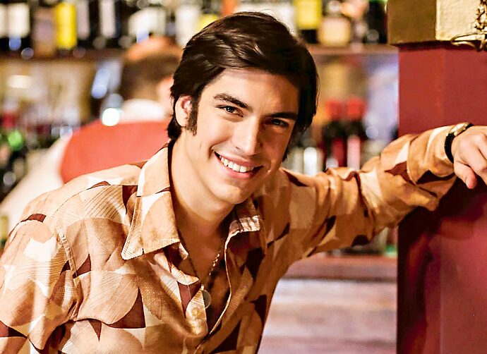 Sandro de América: la serie argentina debuta esta noche por Canal 13 - La Tercera