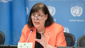 Quién es Virginia Gamba, la diplomática argentina que se suma a Bachelet en la carrera a la Secretaría General de la ONU