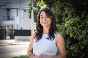 Constanza Schonhaut: “La primera tarea del FA es defender los avances sociales del gobierno del Presidente Boric”