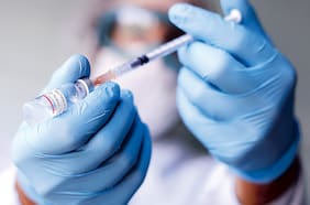 Ensayos de vacuna contra el Covid-19 comienzan en Talca con tres voluntarios