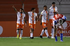 Se acabó el invicto en 2026: la UC choca con la fortaleza de Cobresal y suma cinco años sin ganar en el desierto