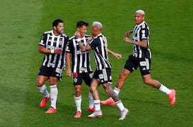 El palo de Eduardo Vargas a sus críticos después de anotar en la final de la Copa Libertadores