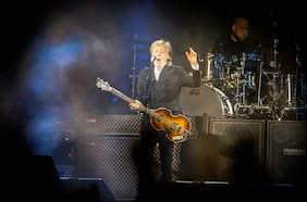 Del incómodo momento con Piñera al saludo a Boric que no fue: seis historias que unen a Paul McCartney con Chile