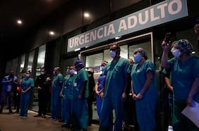 4.600 menos en la “primera línea”: agotamiento, falta de sueño y mala alimentación marcan los días del personal de salud