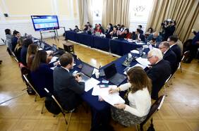 Consejo retoma votaciones: eleva a 40 años la edad para ser Presidente y aprueba norma sobre propiedad y libertad de elección de fondos de pensiones