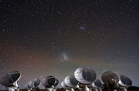 Crónica Estéreo: “Ver” en la oscuridad: el radiotelescopio ALMA cumple 10 años