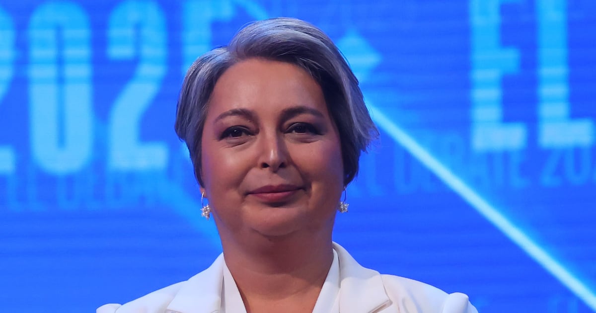 Rebaja en las cuentas de la luz: un alivio esperado con tensiones políticas y desafíos técnicos