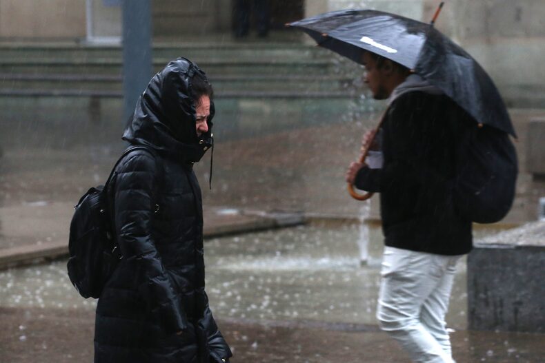 The frontal system continues in Santiago 05/22/2024