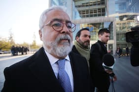 Se extiende el suspenso en caso Audio y tribunal vuelve a postergar decisión sobre cautelares de Hermosilla y Villalobos