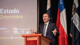 Gustavo Villatoro, ministro de Seguridad de Bukele: “Nuestra infraestructura se construyó para que ninguno de esos asesinos salga caminando de la cárcel”