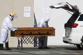 Mayo fue el mes con más fallecidos en la RM de la última década: 4.873 muertos