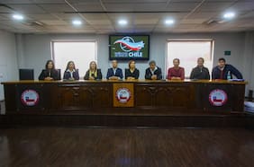 Escándalo en el tenis chileno: renuncian tres directores e inhabilitan a una integrante de la mesa de Milovan Kegevic