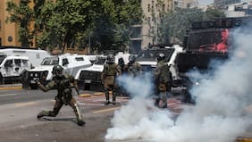 Balance 18-O: Carabineros reporta 29 detenidos y funcionarios lesionados tras protestas en el centro de Santiago