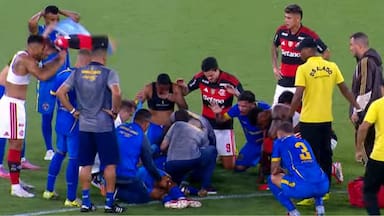 Trágica escena en el Maracaná: jugador se desvanece y convulsiona en la goleada de Flamengo por Campeonato Carioca