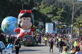 Paris Parade vuelve a desfilar por las calles este fin de semana y con Mafalda a la cabeza