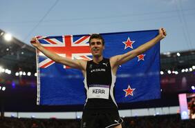 Hamish Kerr se transforma en el nuevo rey del salto alto en París 2024