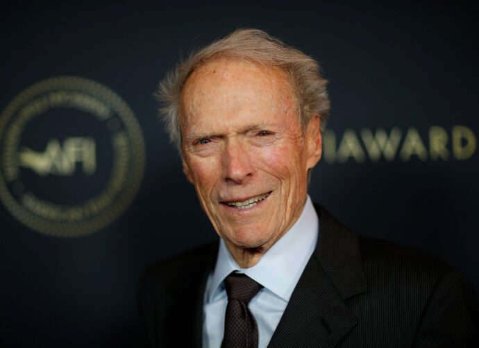 Clint Eastwood ya prepararía a la que será su última película - La Tercera