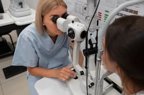 El problema sin solución de los médicos que no han devuelto su especialidad financiada por el Estado