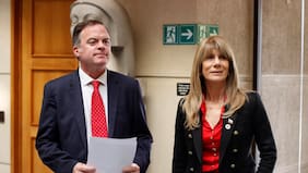 Desorden en Demócratas: dirigentes comienzan a sincerar su apoyo a José Antonio Kast