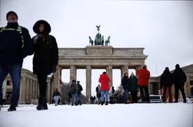 Alemania, en “shock” tras revelarse plan extremista para deportar a millones de extranjeros