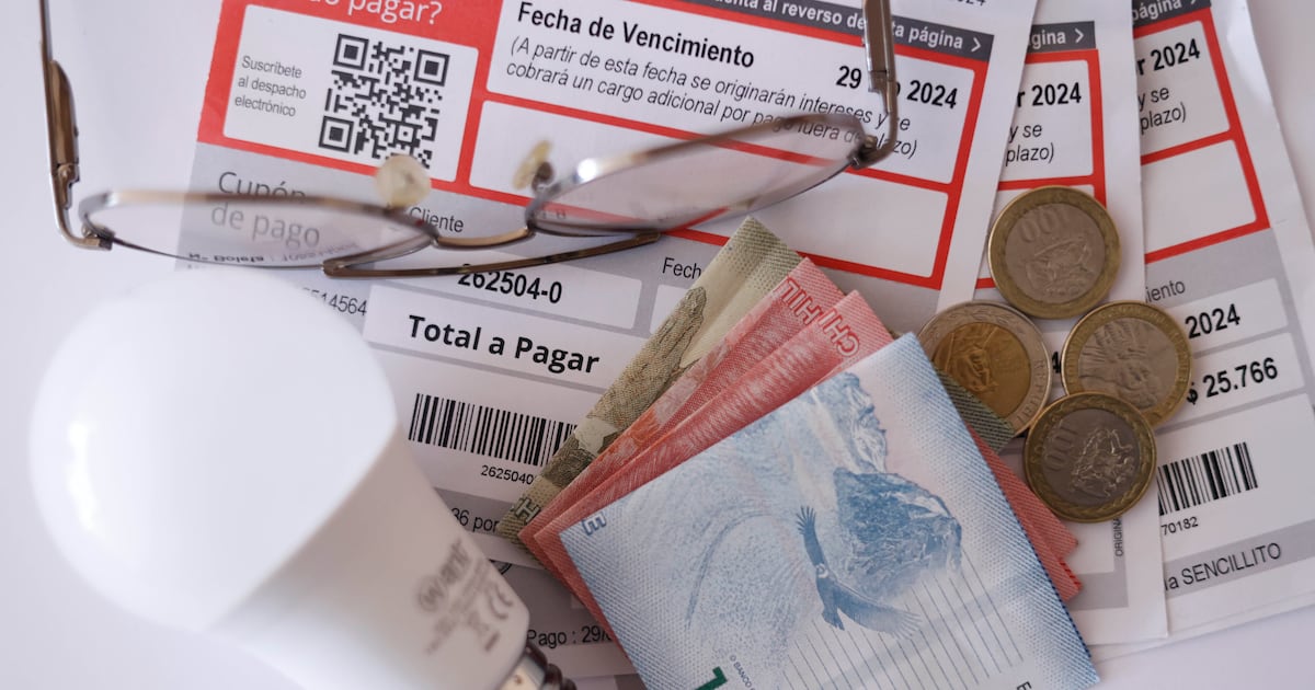 El error -o cambio metodológico- en las tarifas eléctricas que le costó al menos US$115 millones más a los consumidores