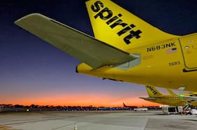 Gobierno de Trump y aerolíneas estadounidenses anuncian ayuda tras cierre de operaciones de Spirit