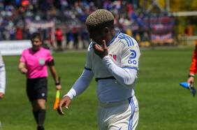 Huachipato le da un baile a Universidad de Chile en Talcahuano