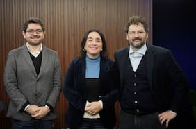 Conversatorio: analistas debaten lineamientos para una reforma al sistema político que asegure la gobernabilidad del país