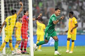 Firmino mete miedo a Cristiano Ronaldo y Benzema: inaugura con un triplete la millonaria liga de Arabia Saudita