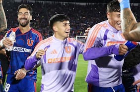 “Lucero rompió el hielo” e “Hijo, tú dime qué se siente”: las burlas de la U a la UC tras ganar el Clásico Universitario