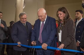 El gesto de la Facultad de Derecho de la Universidad de Chile a Ricardo Lagos: inauguran sala en honor al expresidente