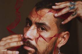 ¿Cómo cicatrizan las heridas? Artista y comunicador científico se unen en inédita exposición para explicar este proceso