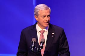 Cadem: Kast llega a sus 100 días de mandato con 44% de aprobación