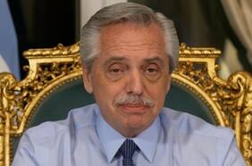 Universidad española niega vínculo laboral con Alberto Fernández