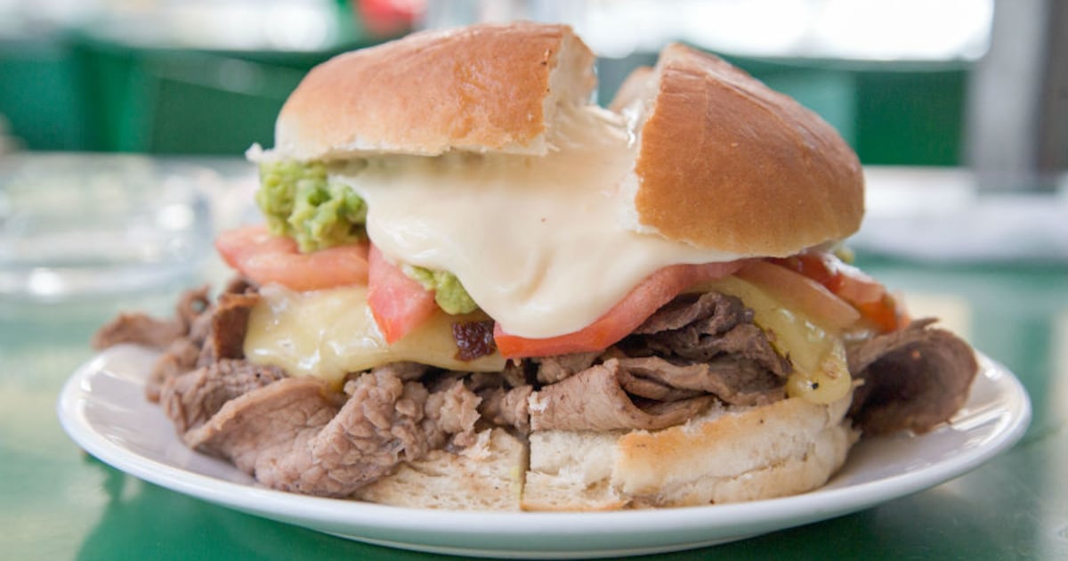 Día del Churrasco 2025: cinco sangucherías infalibles para celebrarlo en Santiago