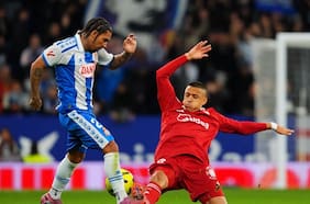 Sevilla lamenta una derrota ante Espanyol en el regreso de Alexis Sánchez y la titularidad de Gabriel Suazo