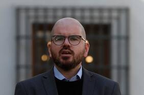 Ministro Jackson ratifica decisión del cierre de fundición Ventanas tras fin del paro de Codelco