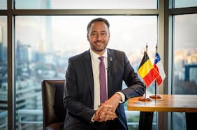 Vicepremier y canciller de Bélgica, sobre aumento en gasto en defensa: “Es una inversión para la paz, no para la guerra”