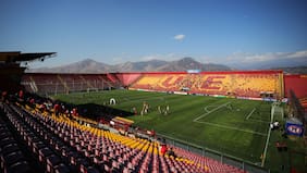 La desconocida oferta de la U para quedarse con el estadio Santa Laura