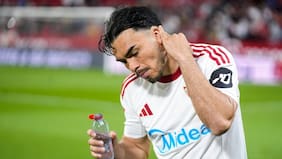 El regaño del técnico del Sevilla a Gabriel Suazo: “Le he echado la bronca; ¿Por qué coño tiene que salir así?”