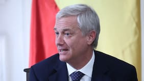 Kast asegura que en principio recorte de 3% será “parejo” para todos los ministerios, pero que podría haber excepciones