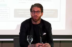 Sergio Ramos le golpea la mesa a los accionistas del Sevilla: “No vengo a estafar; no estamos robando ni engañando”