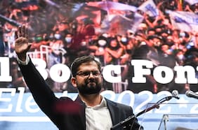 Columna de Pablo Ortúzar: Los dos cuerpos del Presidente