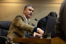 “Quiero que mi hijo esté inhabilitado”: Ossandón pide prohibir designación de notarios y conservadores entre familiares de parlamentarios